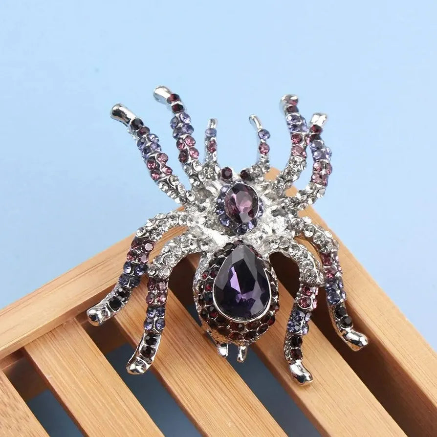 Luxury Elegant Spider Brooch for Women and Men Gift Accessory