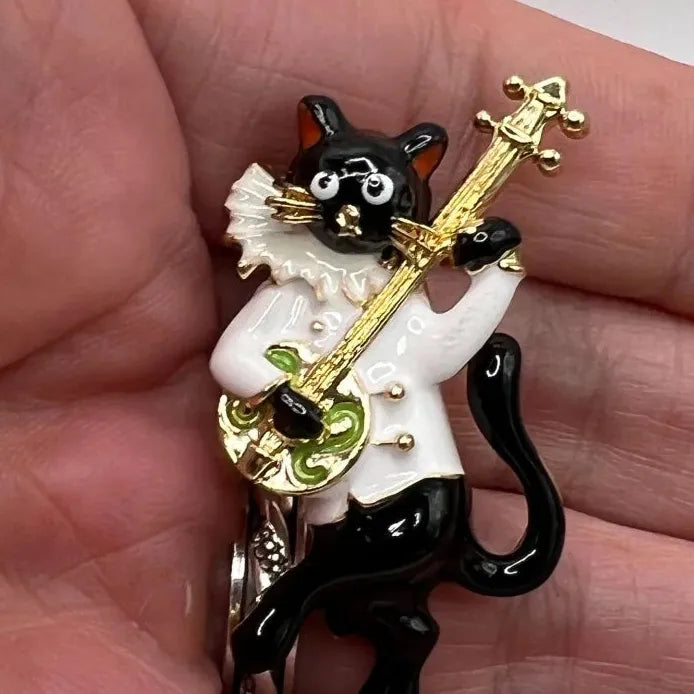 Vintage Cat Animal Brooch Musical Instrument Pin Trendy Jewelry for Women