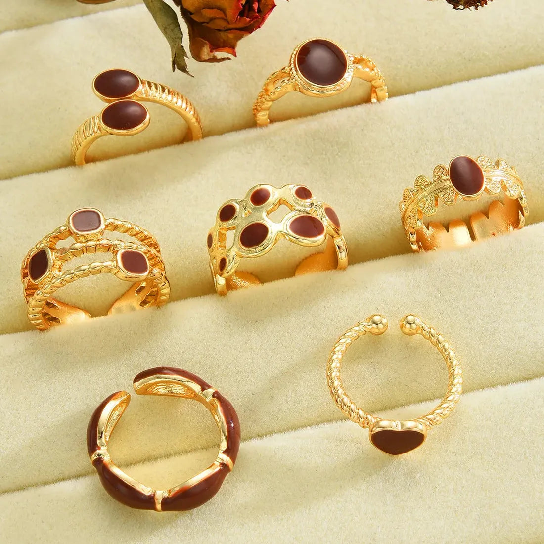 7Pcs Vintage Red Heart-Shaped Drip Oil Punk Open Rings Set for Women