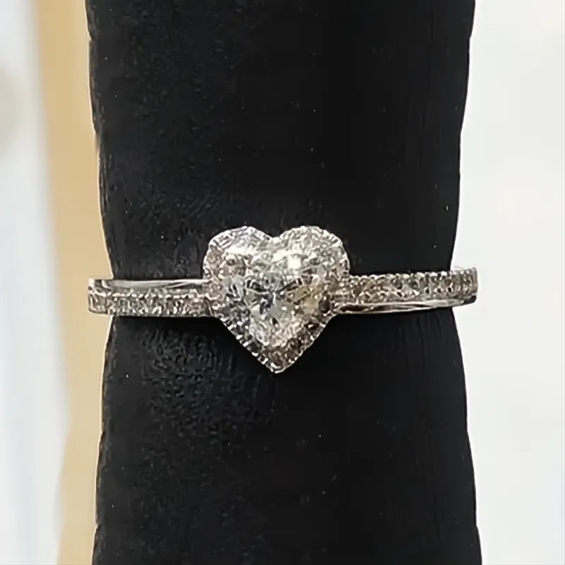 Shiny Silver Heart Ring for Women Cubic Zirconia Brass Wedding Fashion Jewelry Gift