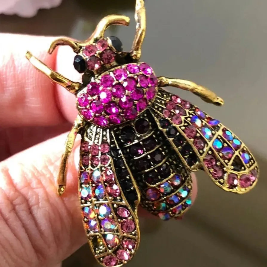 Vintage Bee Brooch Pin for Women Men Wedding Gift Elegant Accessory