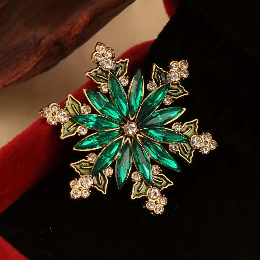 Luxury Snowflake Brooch Classic Elegant Gift for Men & Women