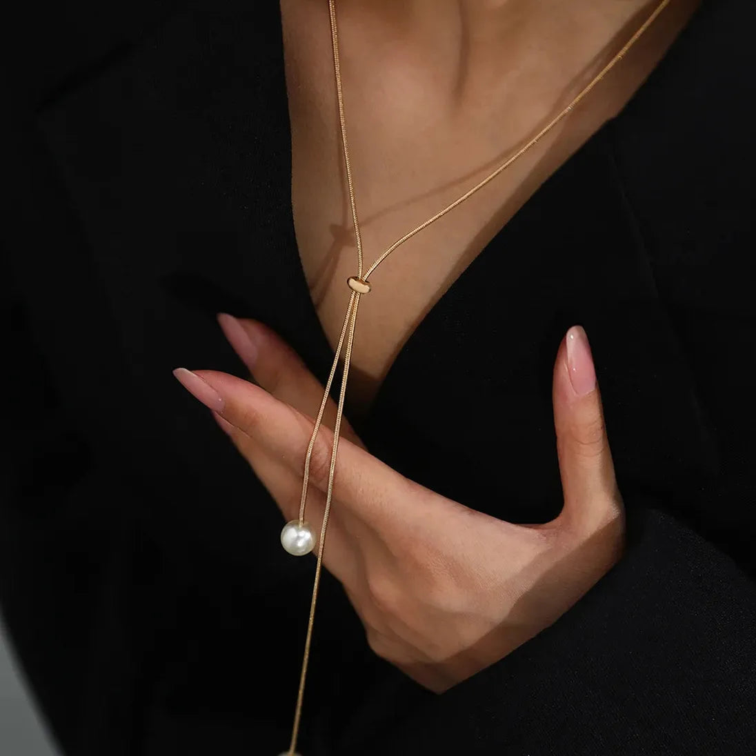 Simple Golden Circle Pendant Stainless Steel Non-Fading Necklace for Women