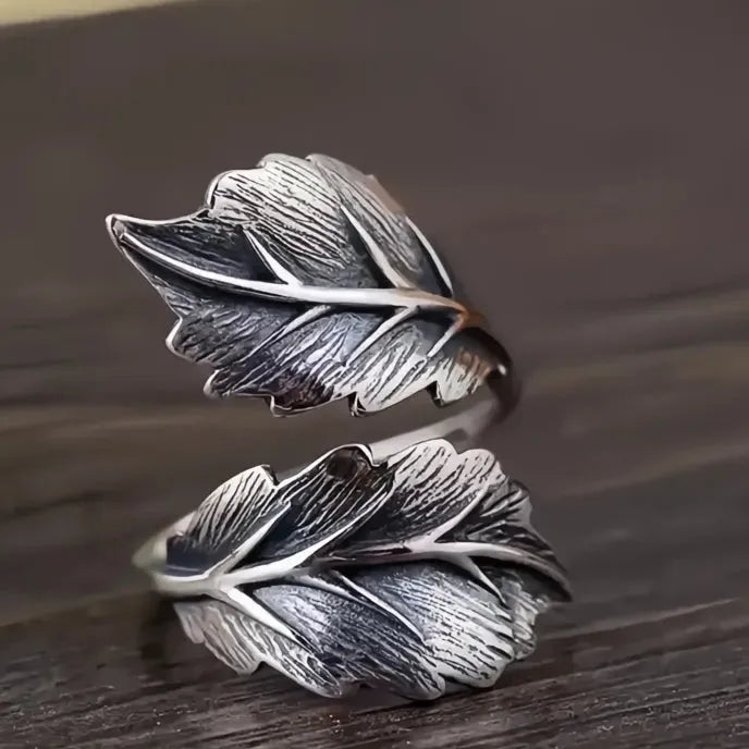 Vintage Resizable Brass Leaf Ring for Women, Geometric Retro Jewelry for Party & Daily Wear
