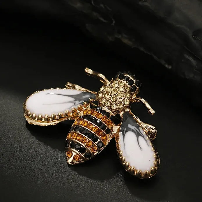 Luxury Bee Brooch Pin for Women Classic Elegant Jewelry Gift