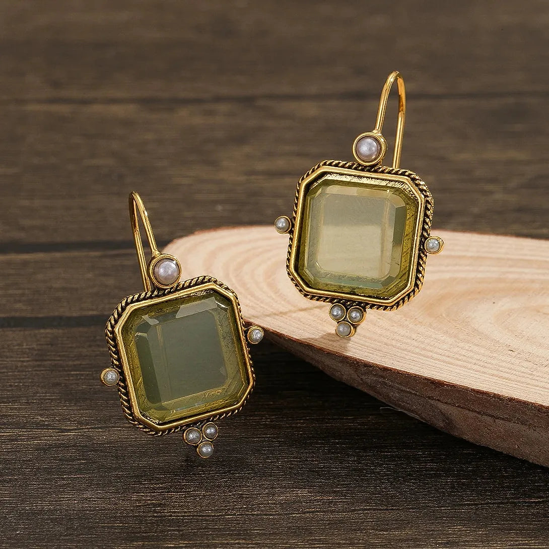Elegant Vintage Geometric Pearl Drop Earrings for Women Zinc Alloy Bridal Gift