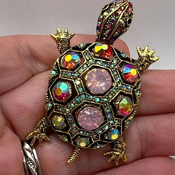 Women's Vintage Turtle Animal Brooch Diamond Studded Small Pin Accessory