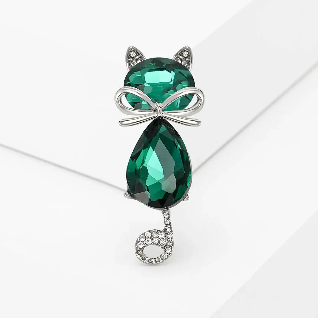 Classic Luxury Bow Brooch for Women Men Elegant Jewelry Gift
