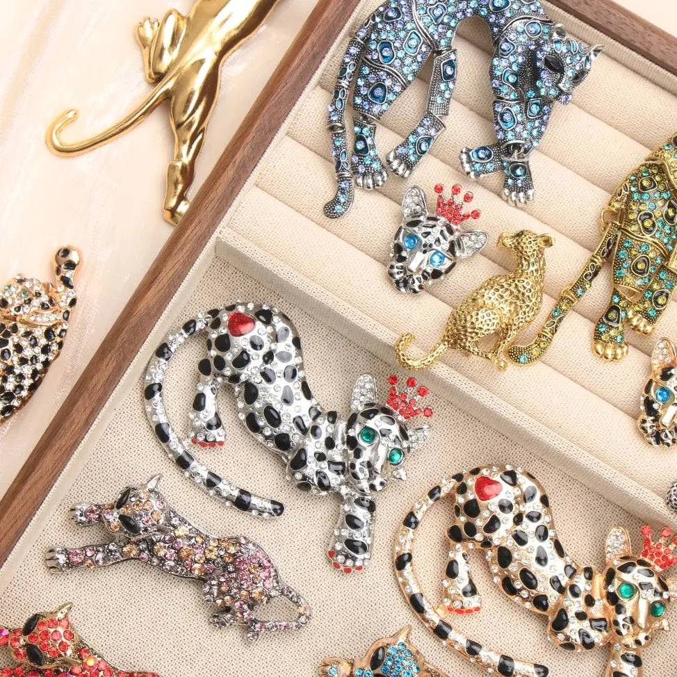 Vintage Leopard-Print Brooch for Men & Women Wedding Gift Accessory
