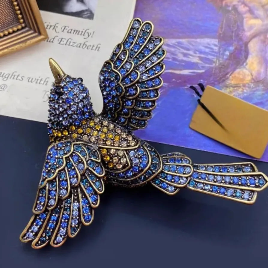 Vintage Heavy Duty Magpie Bird Brooch Pin for Women and Men