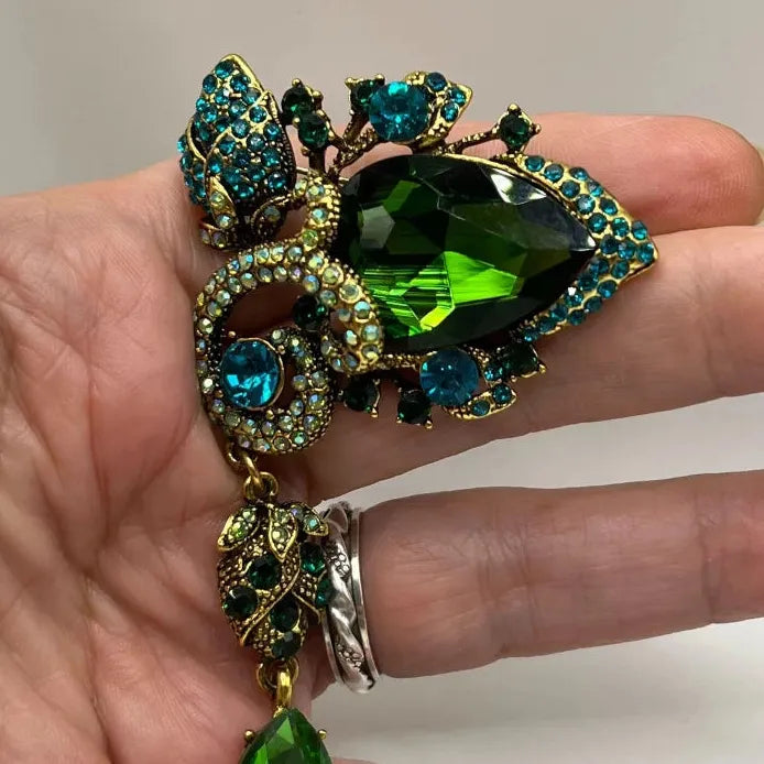 Retro Geometric Crystal Brooch Corsage with Rhinestones for Women