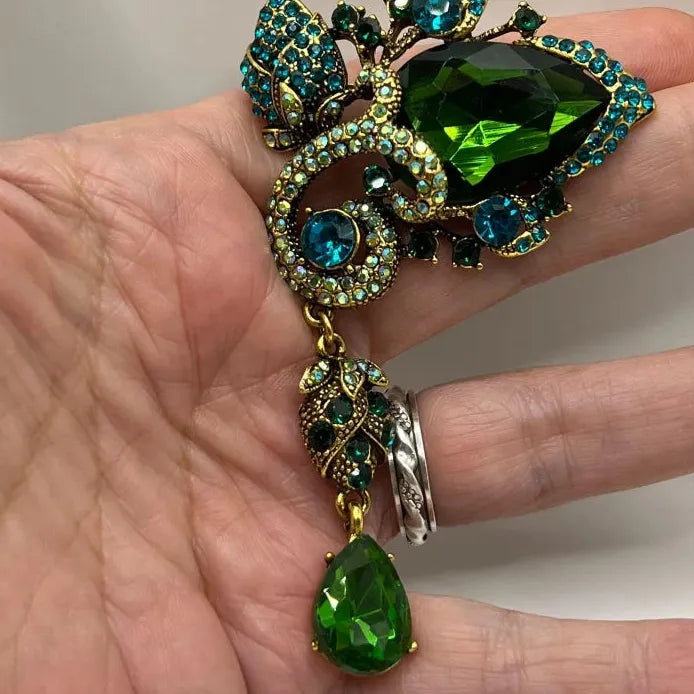 Retro Geometric Crystal Brooch Corsage with Rhinestones for Women