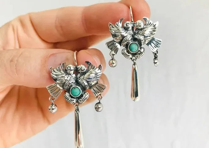 Vintage Bird Flower Inlaid Green Stone Resin Zinc Alloy Dangle Earrings Women
