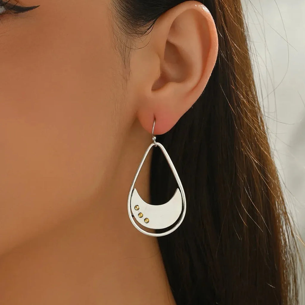 Vintage Ethnic Geometric Carving Zinc Alloy Bohemian Multi-Layer Earrings