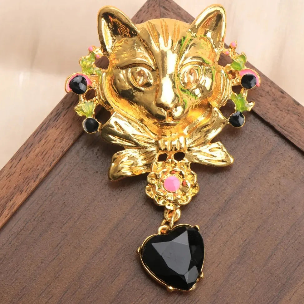 Elegant Vintage Cat Brooch for Women Fashion Accessory Gift