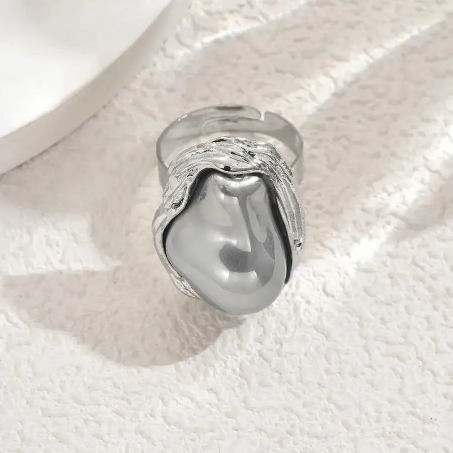 Adjustable Vintage Baroque Pearl Geometric Cocktail Ring for Women Stylish