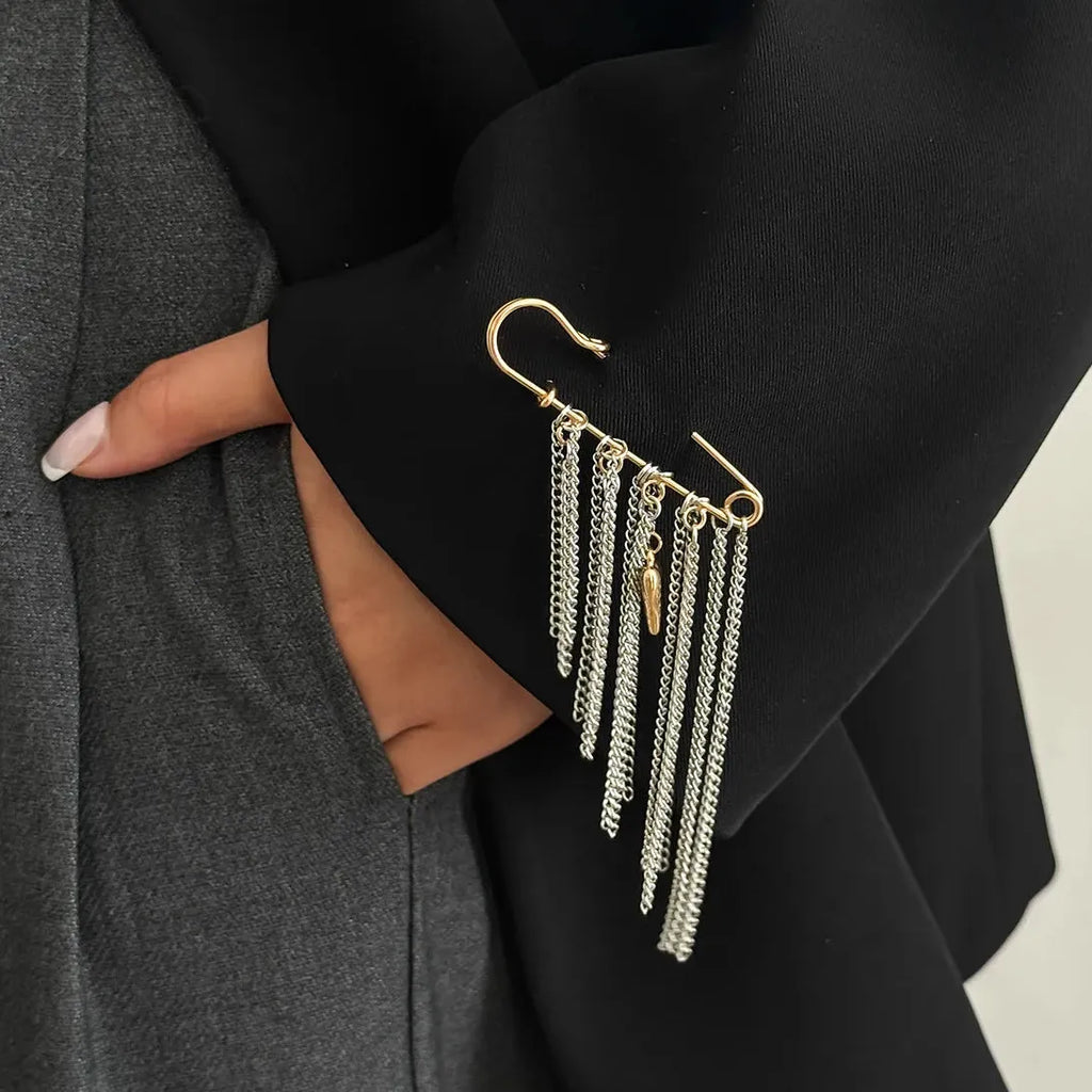 Gold Heart Pendant Brooch Pin with Multi-Layer Tassels for Women Zinc Alloy