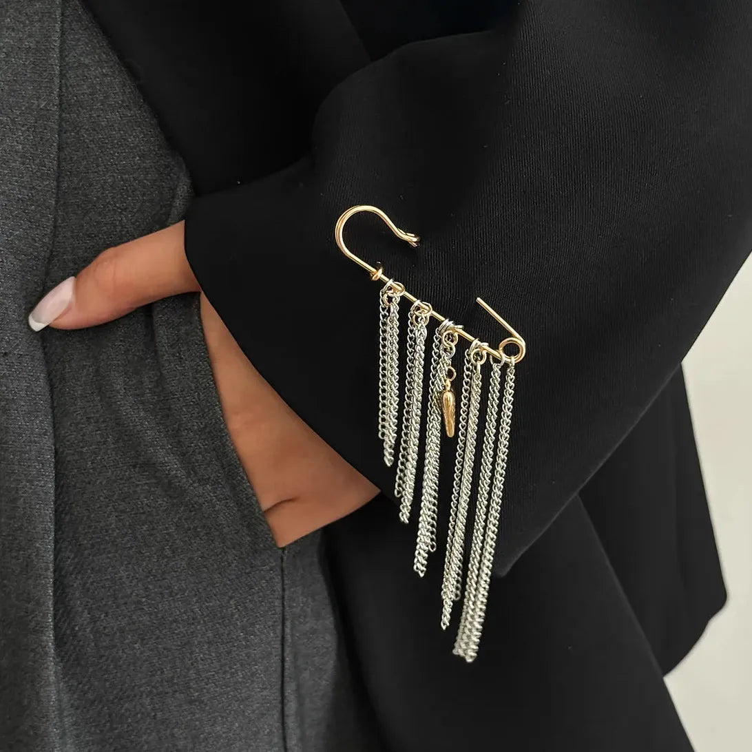 Gold Heart Pendant Brooch Pin with Multi-Layer Tassels for Women Zinc Alloy