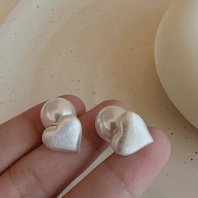 Korean Simple Round Metal Pearl Stud Earrings for Women Gift Jewelry