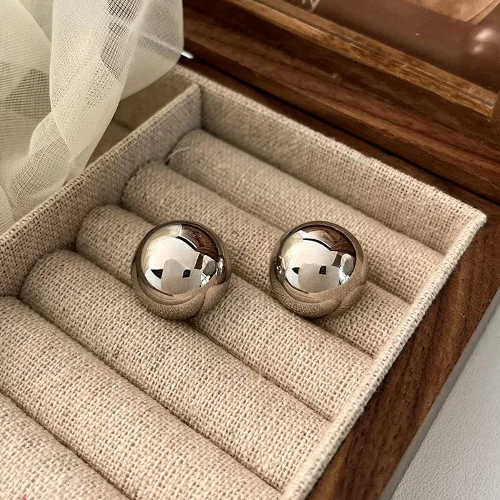 European Style Punk Round Metal Stud Earrings for Women and Girls