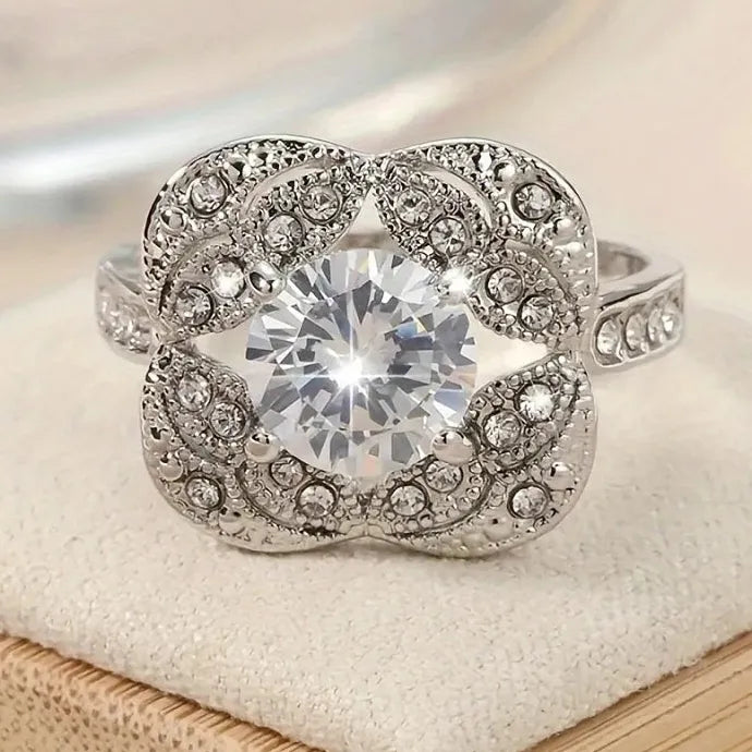 Luxury Zinc Alloy Blossoms Engagement Ring for Women Anniversary Gift Jewelry