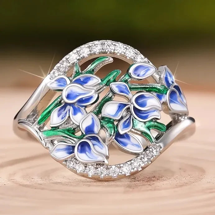 Blue Flower Bouquet Ring with Sparkling Cubic Zirconia Jewelry Accessory