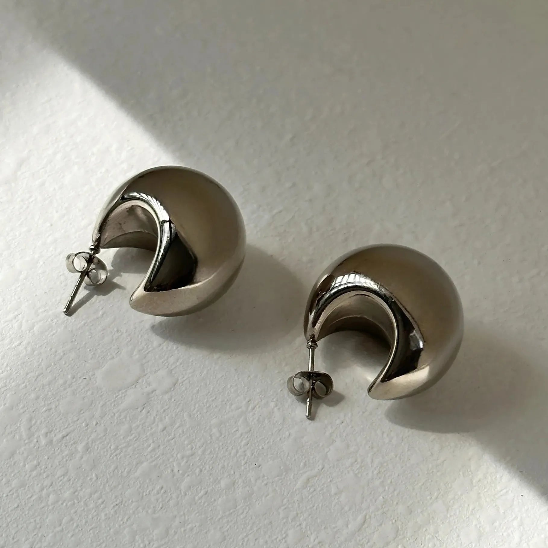 Large Punk Water Drop Stud Earrings for Women Vintage Silver Steampunk Jewelry