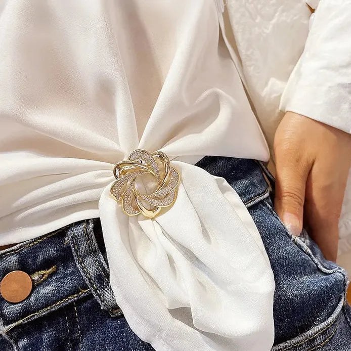 Floral Brooch Pin for Men & Women Wedding Gift Elegant Accessory