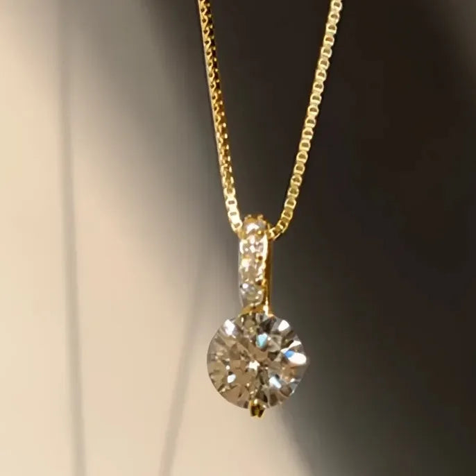 Minimalist Round Cubic Zirconia Pendant Necklace 45CM Silver Gold Plated Copper Alloy