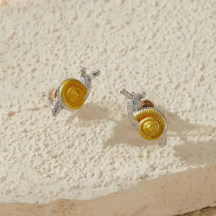 Vintage Snail Stud Earrings Copper Gold Silver Insect Jewelry for Women Gift