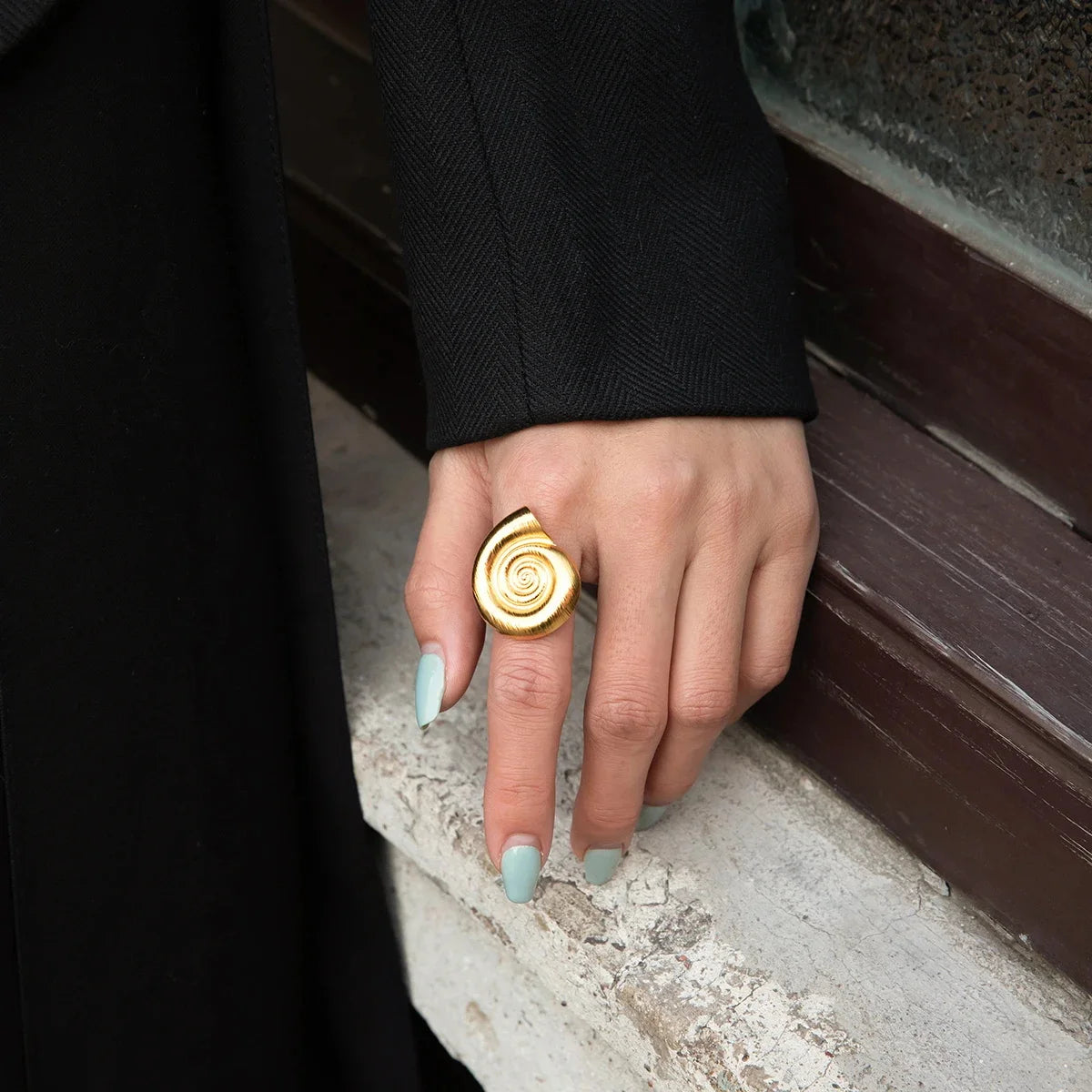 18K Gold Plated Stainless Steel Vintage Snail Shell Opening Ring for Women
