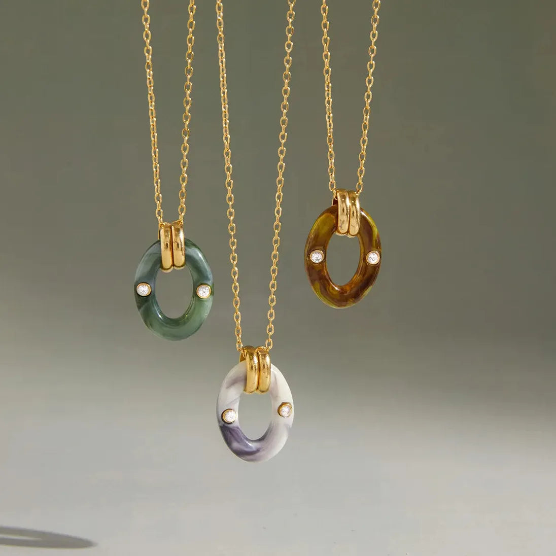 Minimalist Hollow Oval Natural Stone Pendant Necklace Stainless Steel 18k Gold Plated Jewelry