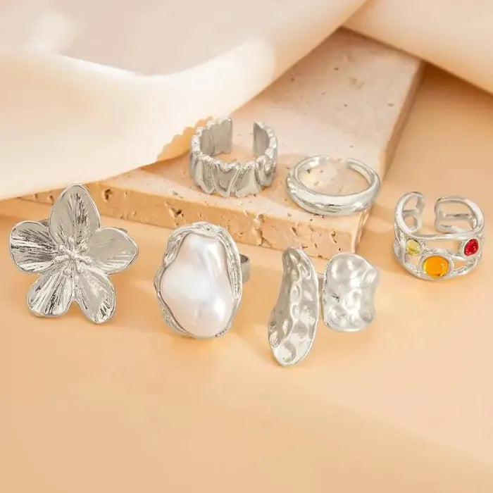 Gold Flower Pearl Crystal Open Ring for Women Elegant Jewelry Gift