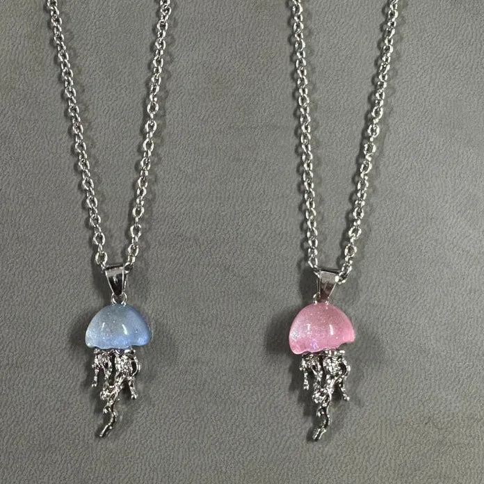 Silver Starfish Jellyfish Pendant Necklace for Women Zinc Alloy Gift