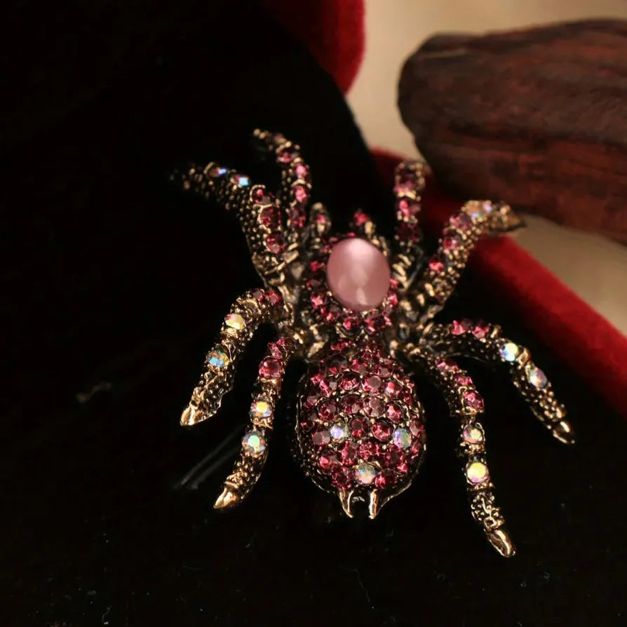 Luxury Spider Brooch for Men and Women Elegant Gift Accessory