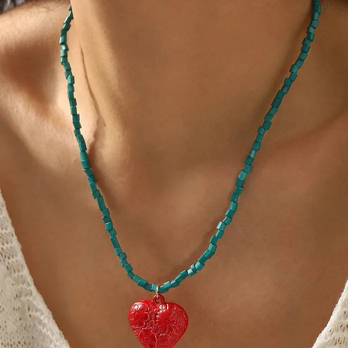 Bohemia Style Zinc Alloy Necklace Women Crab Starfish Conch Chili Pendant Gift