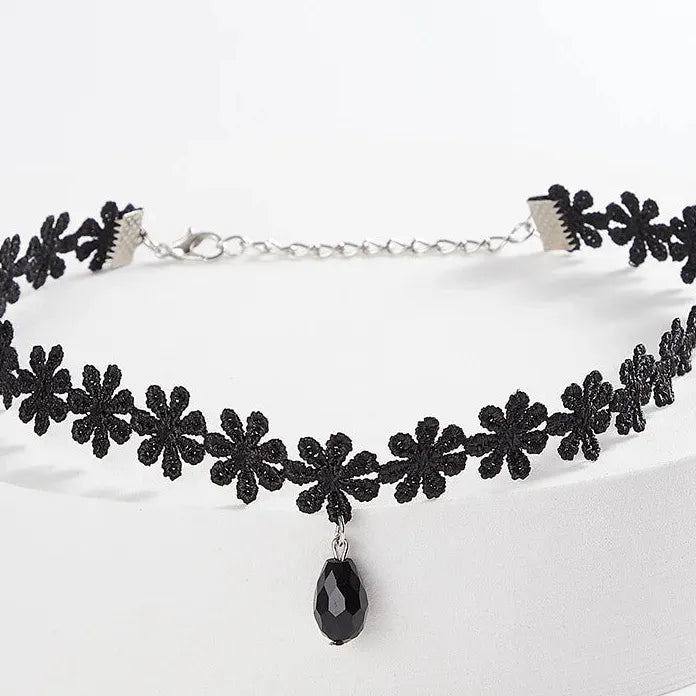 Black Velvet Heart Crystal Pendant Lace Choker Necklace Retro Gothic