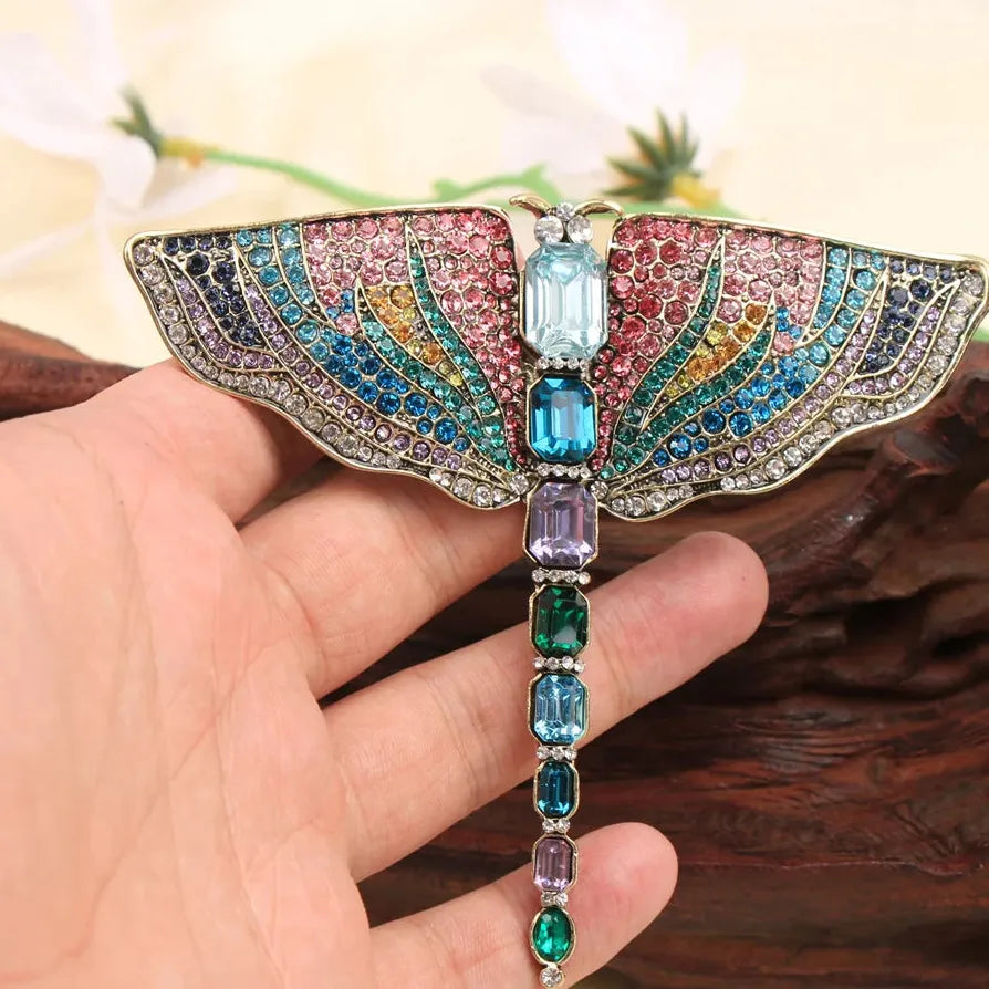 Elegant Dragonfly Brooch for Men and Women Classic Gift Accessory