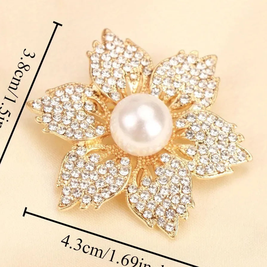 Classic Floral Openwork Brooch Wedding Gift for Men and Women
