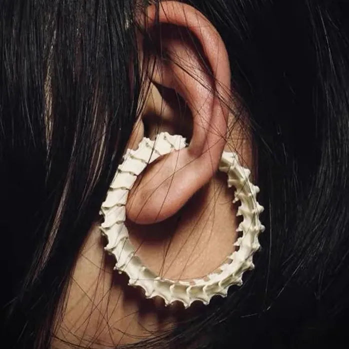 2024 Snake Spine Bone Ear Clip Cyberpunk Geometric Stud Unisex Gift