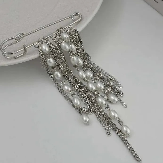 Geometric Punk Imitation Pearl Bead Brooch Zinc Alloy Pendant for Women Men