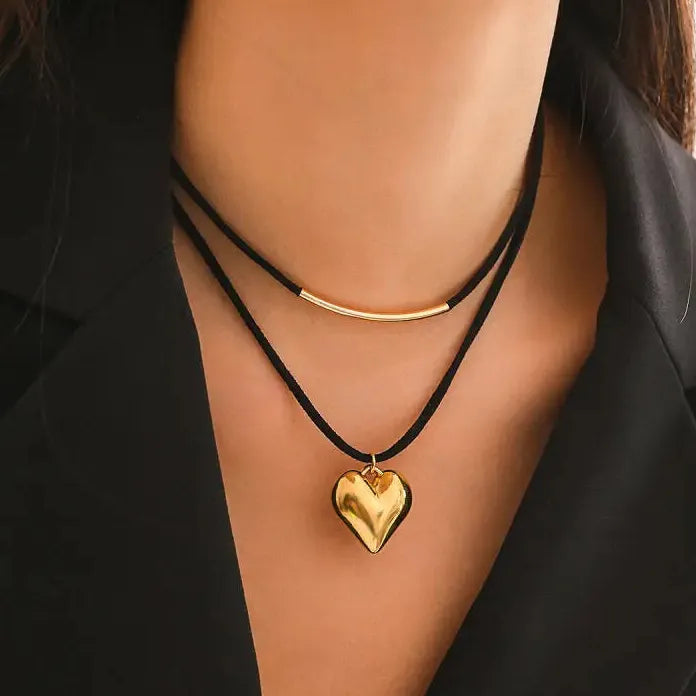 Hip Hop Geometric Heart Pendant Necklace for Women Velvet Rope Chain