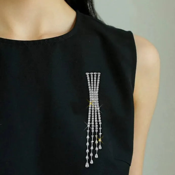 Luxury Crystal Geometric Meteor Tassel Brooch Zinc Alloy for Women Gift