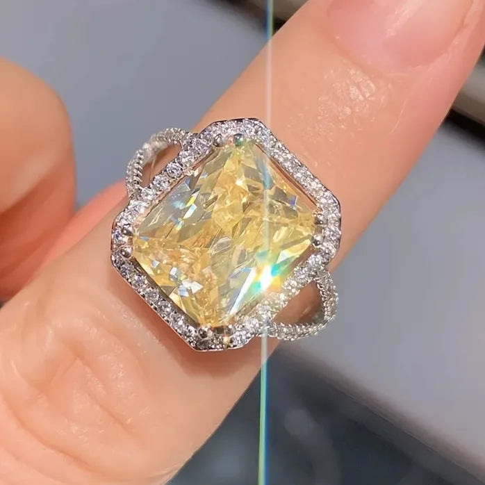 Women’s Brass Geometric Ring with Yellow Cubic Zirconia for Party