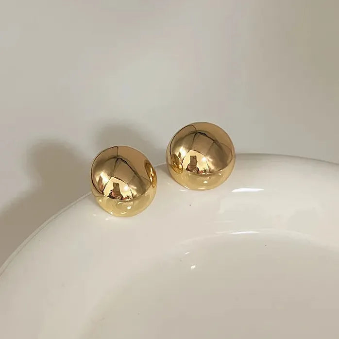 Grape String Hollow Ball Stud Earrings for Women Gold Tone Jewelry Gift