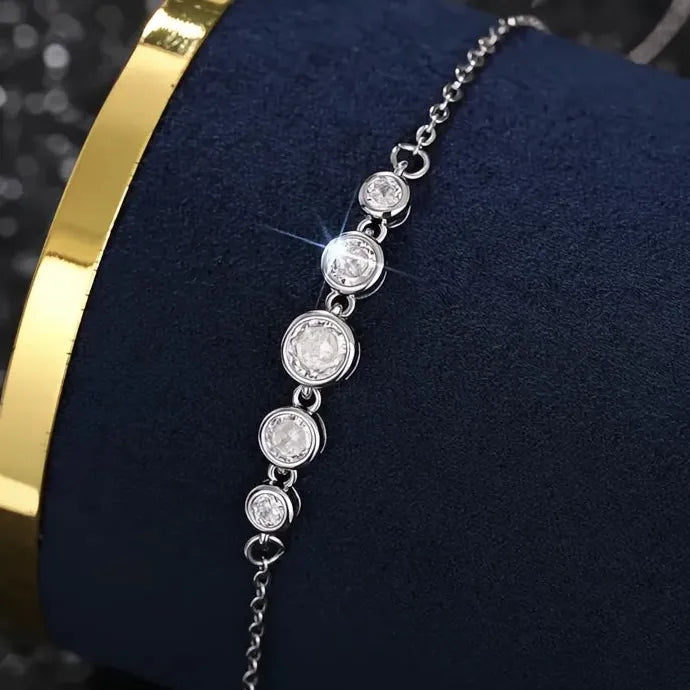 Elegant Round CZ Geometric Pendant Necklace Copper Alloy Wedding Jewelry Accessory