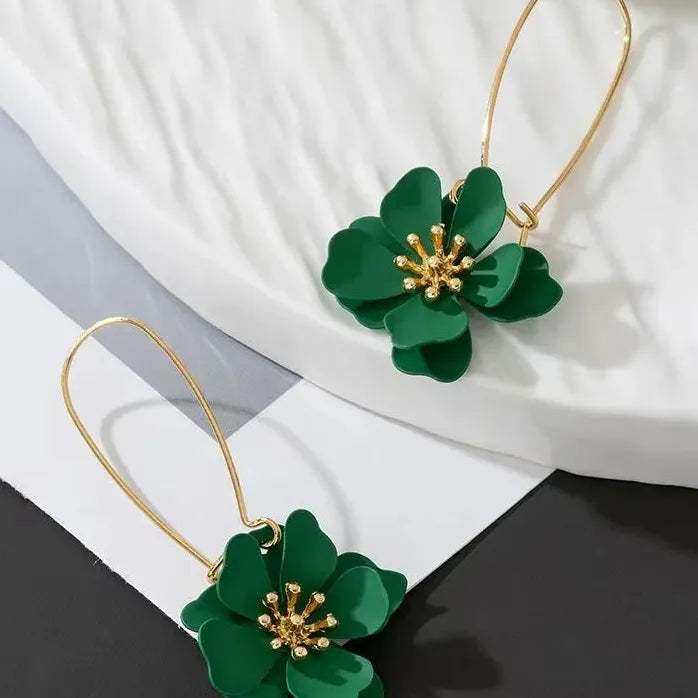 Retro Flower Dangle Earrings for Women Plant Motif Drop Jewelry Vintage Charm