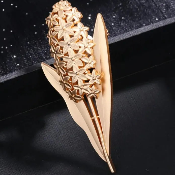Rustic Lavender Brooch Pin for Men & Women Classic Gift Jewelry