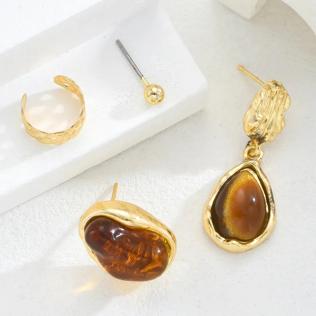 4Pc Vintage Brown Tiger Eye Stone C-Shaped Metal Ear Clip Earrings Set