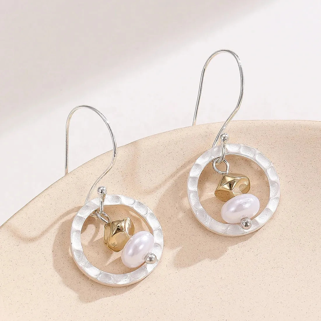 Retro Women's Hollow Circular Pendant Silver Zinc Alloy Earrings Wedding Jewelry Gifts